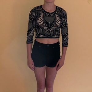 Fitted 3/4 length sleeve cropped sweater